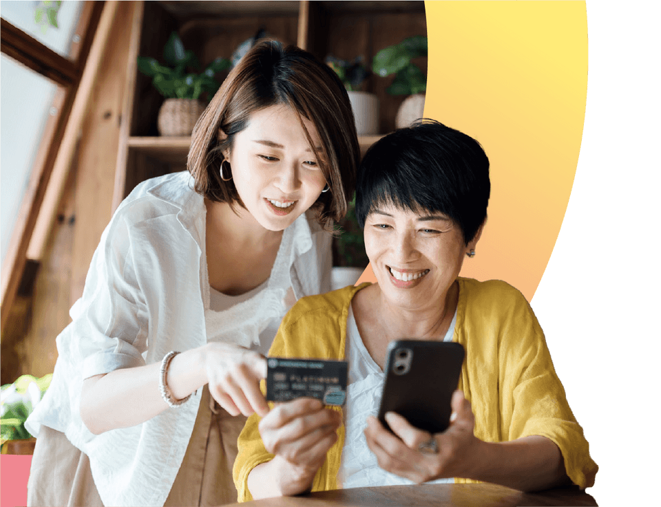 img-cut-ring-rhubarb-corn-joyful-asian-senior-mother-and-daughter-shopping-online-with-smartphone-together-and-making-payment-with-credit-card-at-home